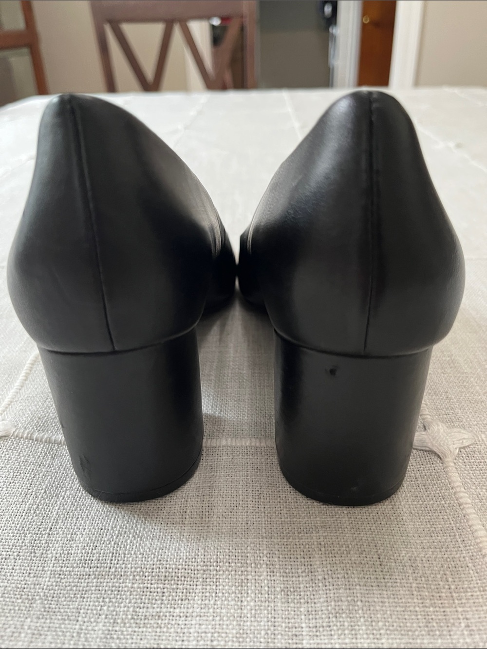 Naturalizer Black Leather Round-Toe Heels - Picture 5 of 5